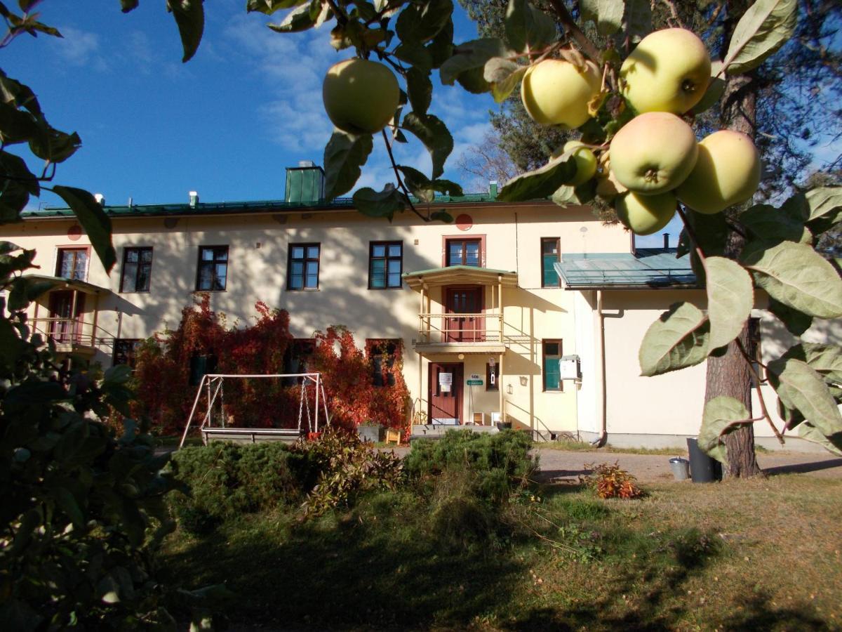 Mummolan Majoitus Hotel Uusikyla Екстериор снимка